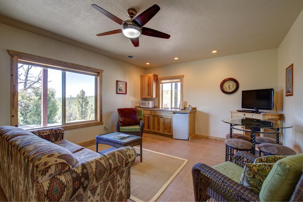 האץ' Ridgetop Hideaway מראה חיצוני תמונה
