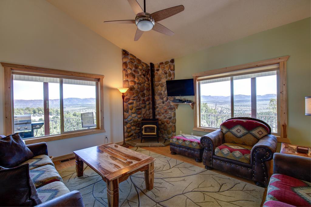האץ' Ridgetop Hideaway מראה חיצוני תמונה
